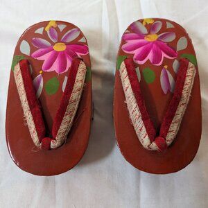 Hand-painted souvenir children's Geta, Japan, 1930s